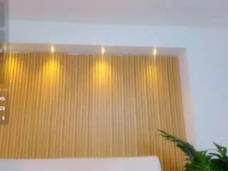 Paulinasweett  live sex cam