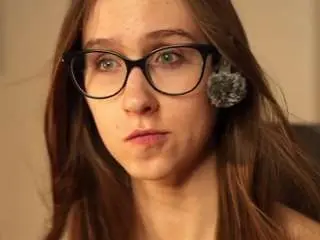 Rowenagossett  live sex cam