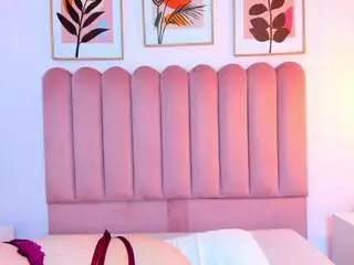 Yayisvega  live sex cam