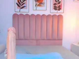 Yayisvega  live sex cam