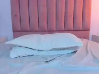 Yayisvega  live sex cam