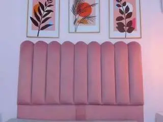 Yayisvega  live sex cam