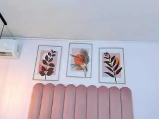 Yayisvega  live sex cam
