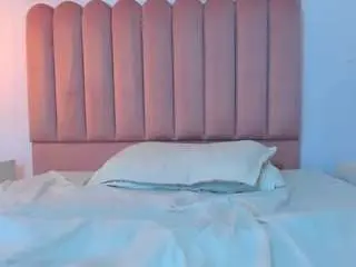 Yayisvega  live sex cam