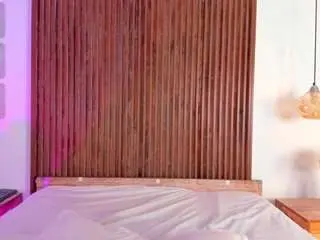 Yayisvega  live sex cam