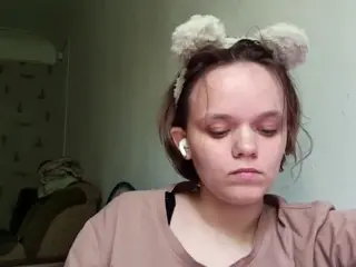 Yoshikogreeley  live sex cam