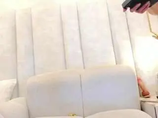 1m-nahomi  live sex cam