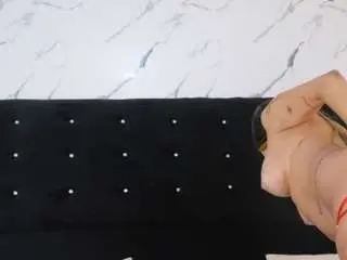 Annyy-rosse  live sex cam