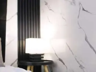 Annyy-rosse  live sex cam