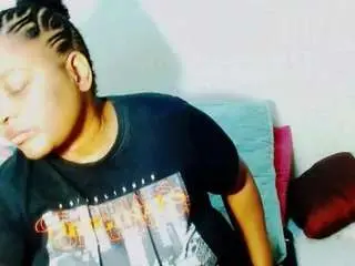 Cocoflames75  live sex cam