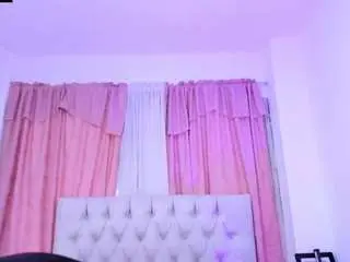 Julietakane  live sex cam