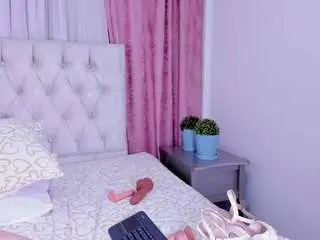 Julietakane  live sex cam