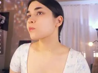 Lynbrookins  live sex cam