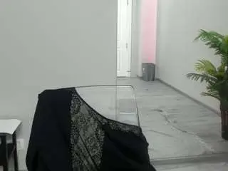 Nickystarr7  live sex cam