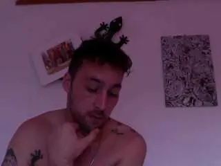 Vcompluev  live sex cam