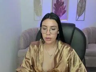 Amara-fox  live sex cam