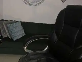 Amara-fox  live sex cam