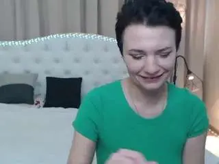 Avasaturnian  live sex cam