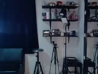 Bigassxxx1  live sex cam