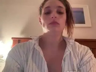 Creamiest-peaches  live sex cam