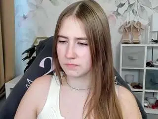 Meganxcute  live sex cam