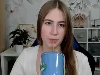 Meganxcute  live sex cam