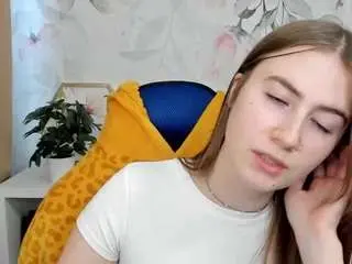 Meganxcute  live sex cam
