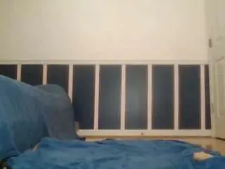 Playwitme2000  live sex cam