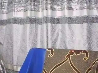 Flirtyfun  live sex cam