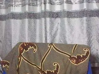 Flirtyfun  live sex cam