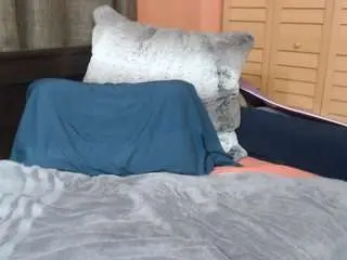 Monica-leigh  live sex cam
