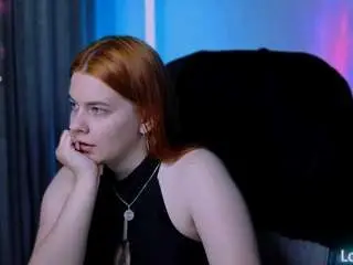 Red-dizzy  live sex cam