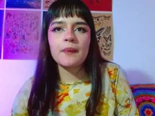 Tara-haze  live sex cam