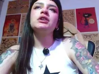 Tara-haze  live sex cam