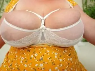 Happyalice  live sex cam