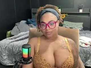 Nastyylondon  live sex cam