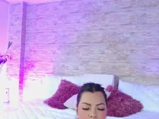 Neytirimoon  live sex cam