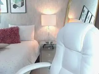 Neytirimoon  live sex cam