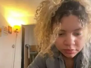 Scarlettduran  live sex cam