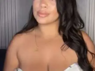 Valeryduglass  live sex cam