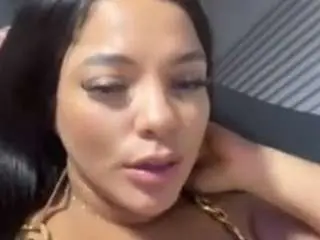 Valeryduglass  live sex cam