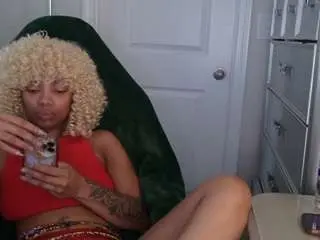 Butterflybooty  live sex cam