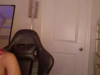 Butterflybooty  live sex cam