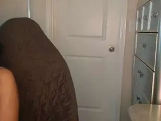 Butterflybooty  live sex cam