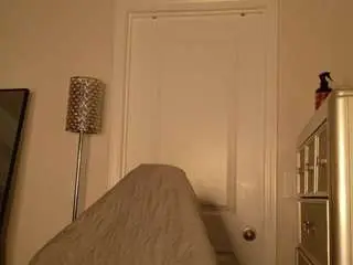 Butterflybooty  live sex cam