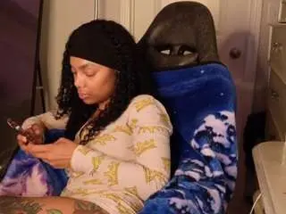 Butterflybooty  live sex cam