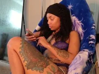 Butterflybooty  live sex cam