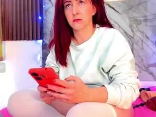 Hannaa32  live sex cam