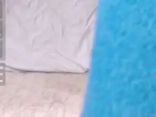 Petitelittleebonyy  live sex cam