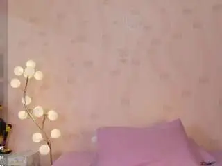 Petitelittleebonyy  live sex cam